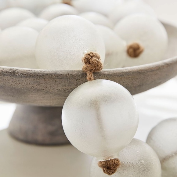 NEW Pottery Barn Clear Handcrafted Oversized Sea Glass Garland - Picture 4 of 10